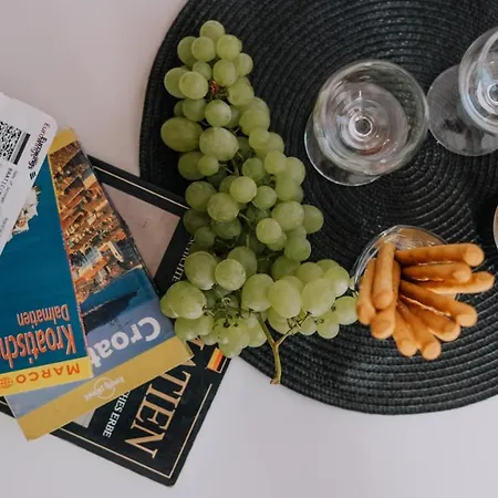 Lägenhet Apartman Kira