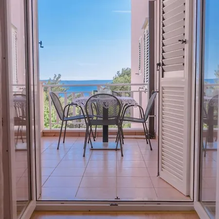 Apartman Kira Lägenhet Makarska