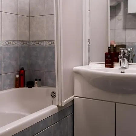 Apartman Kira * Makarska